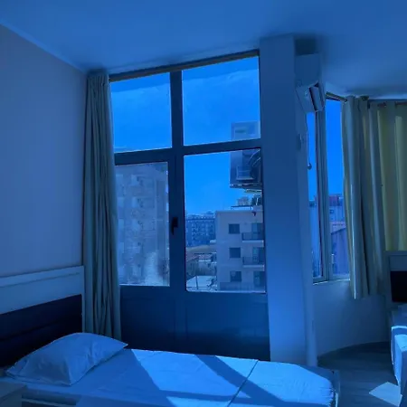 Galaktikahotel Shëngjin