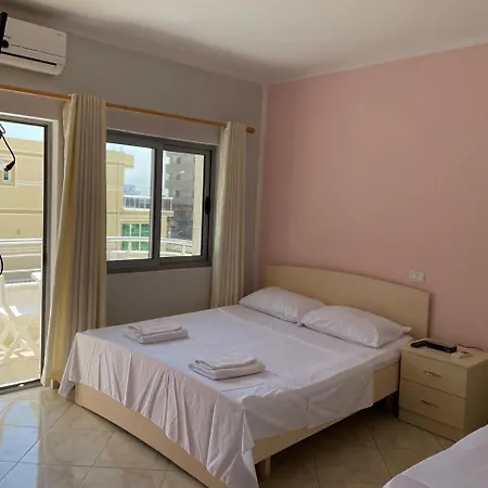 Galaktikahotel מלון Shëngjin