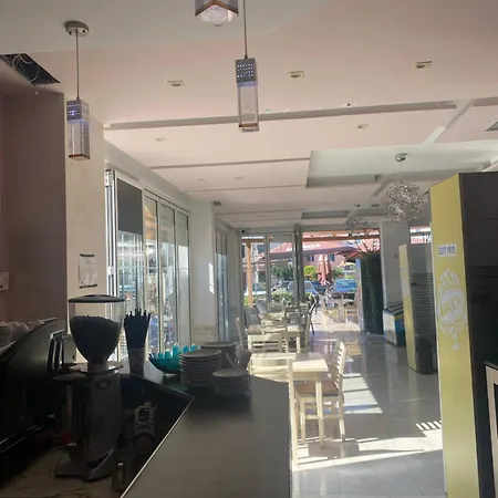מלון Galaktikahotel 3*